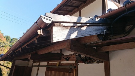 ケラバ瓦補修完了